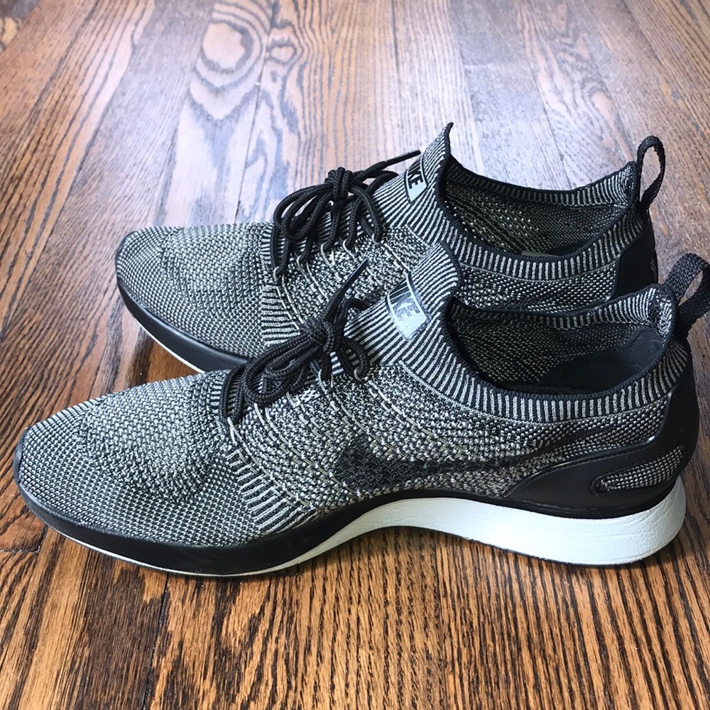 Nike Air Zoom Mariah Flyknit Racers Mens Size 10.5
